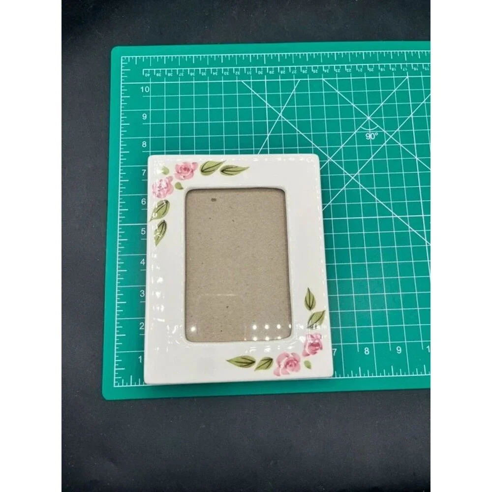 3 1/5 X 5 ceramic floral picture frame